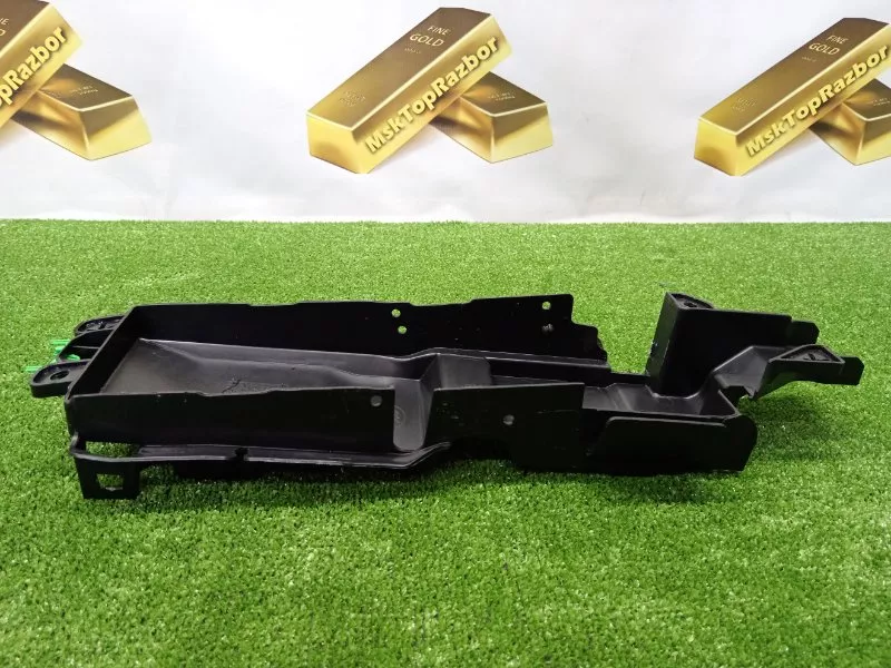 Кронштейн подлокотника