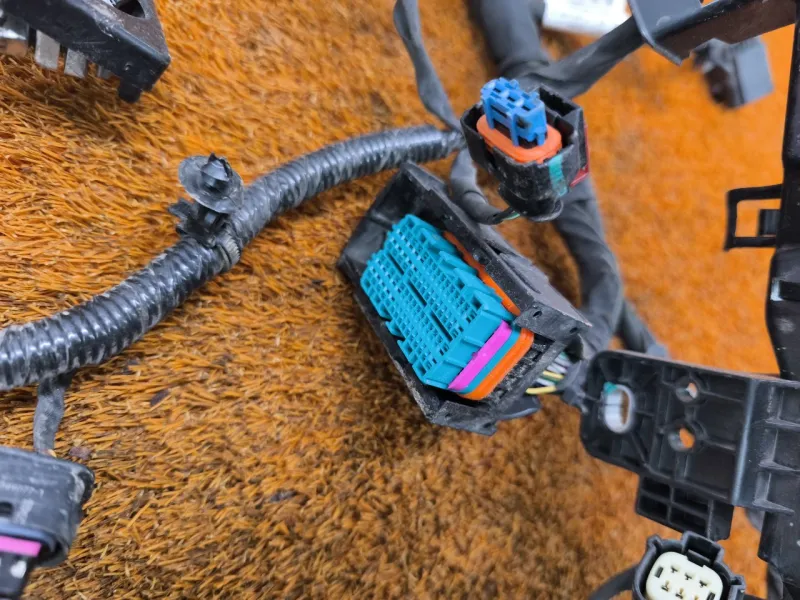 Проводка подкапотная