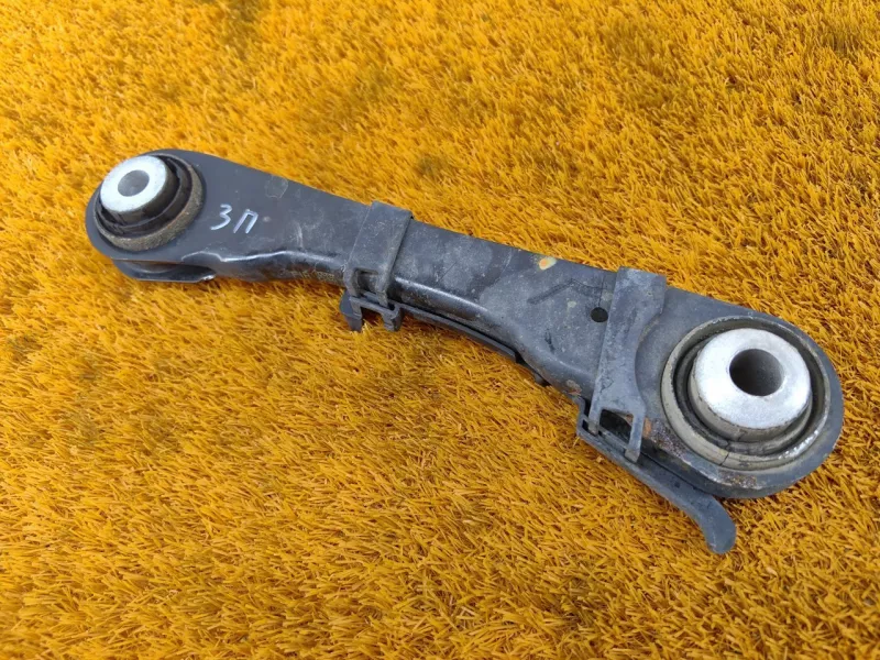 Рычаг подвески