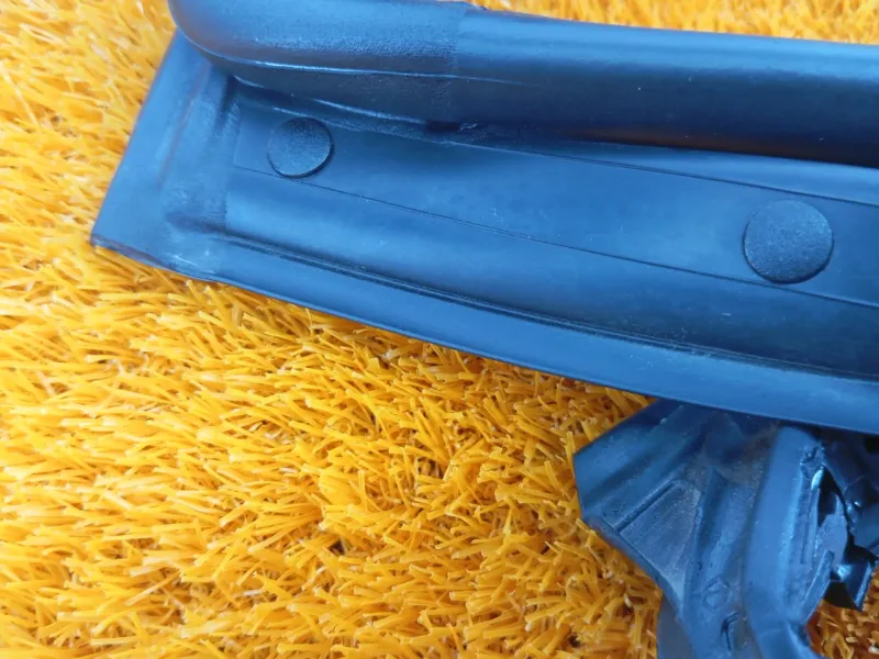 Уплотнитель двери