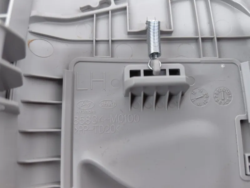 Обшивка центральной стойки