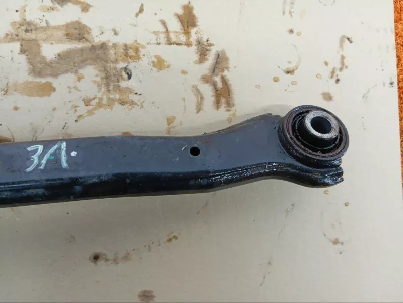 Рычаг подвески