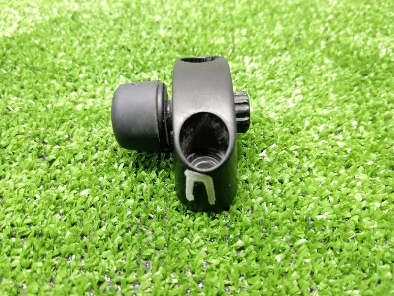 Отбойник крышки багажника