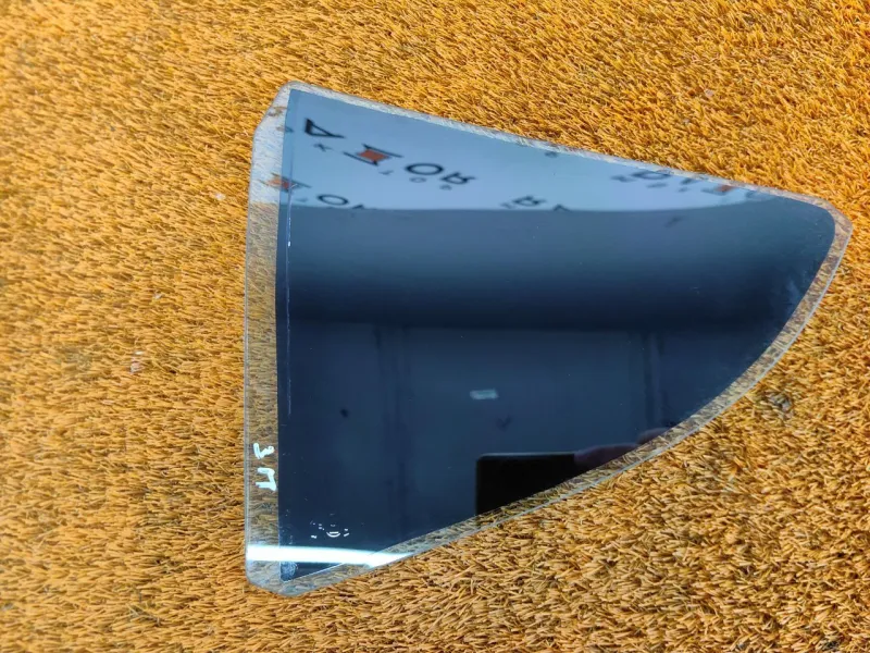 Форточка двери