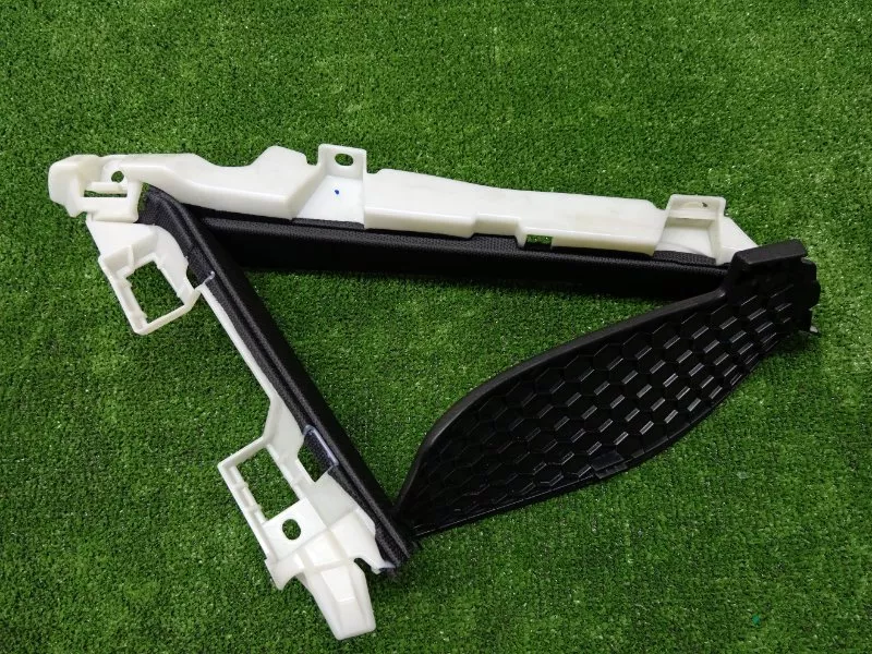 Накладка на стойку кузова