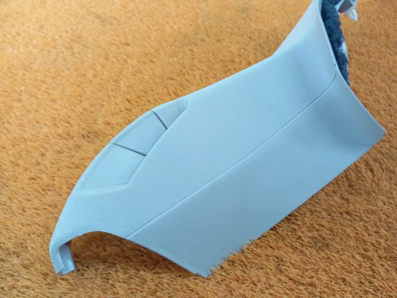 Обшивка багажника