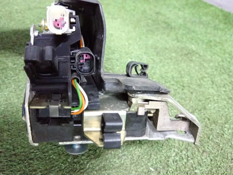 Замок двери