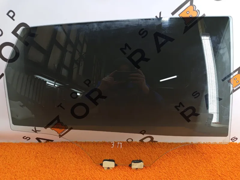 Стекло двери