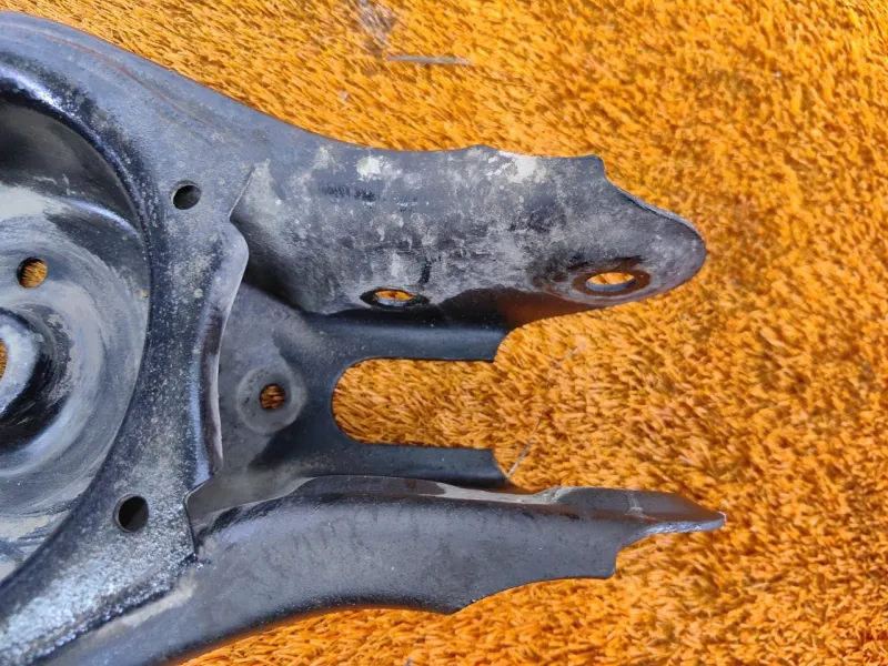 Рычаг подвески