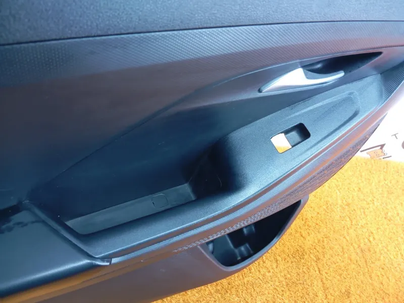 Обшивка двери