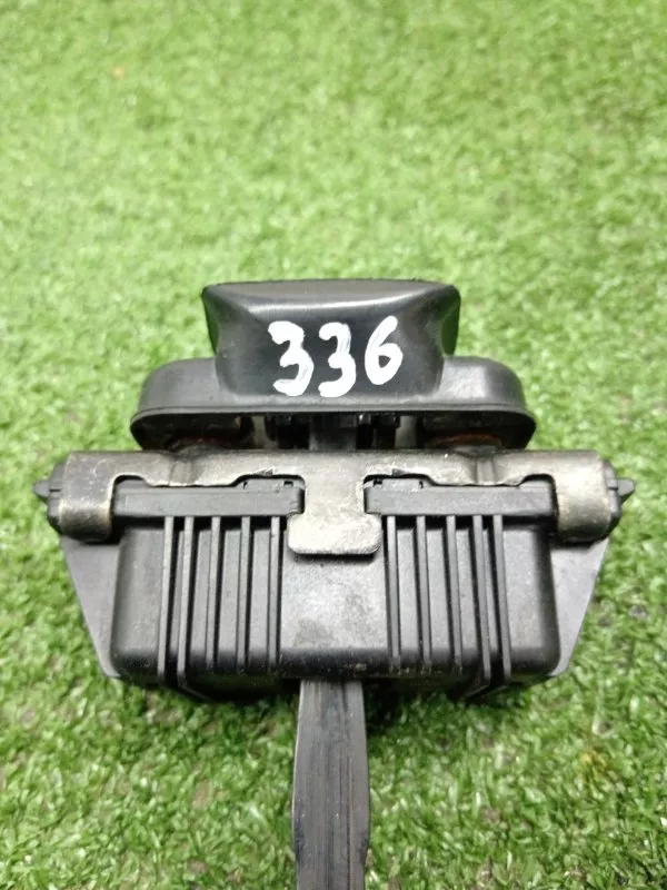 Ограничитель двери