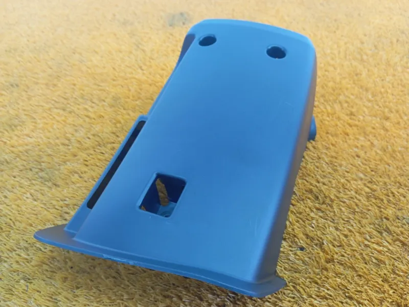 Кожух рулевой колонки