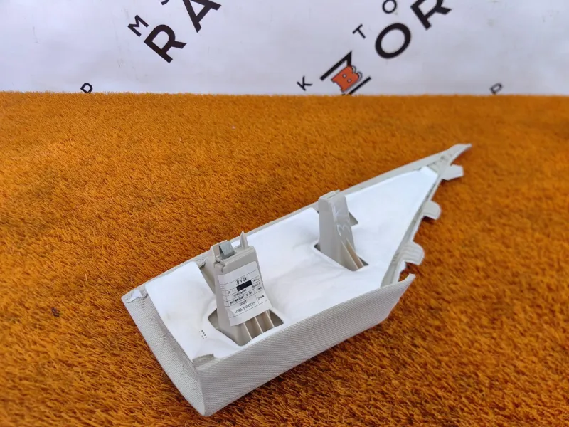 Обшивка стойки