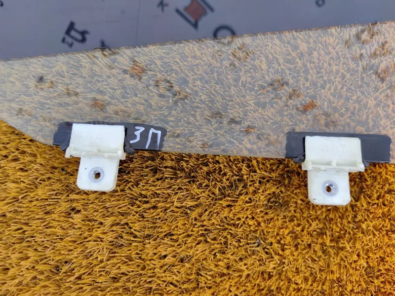 Стекло двери