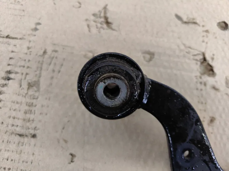 Рычаг подвески