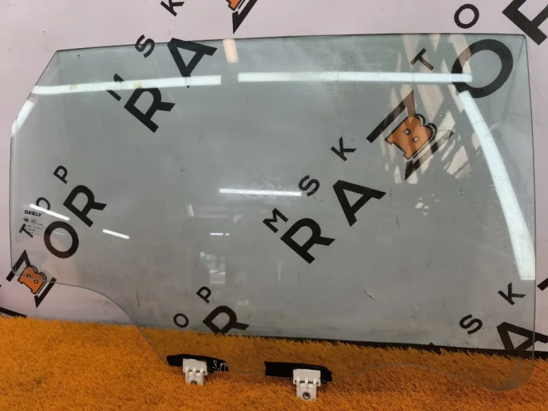 Стекло двери