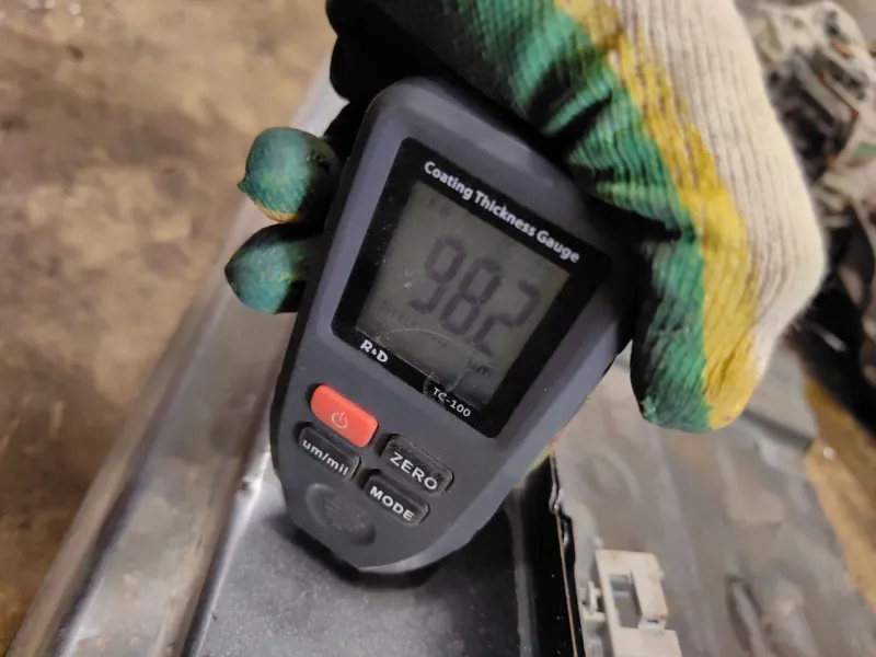 Порог с центральной стойкой