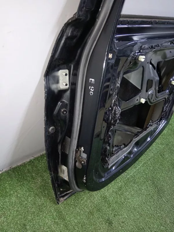 Дверь BMW 3-Series 2007 41007203648 E90, задняя правая
