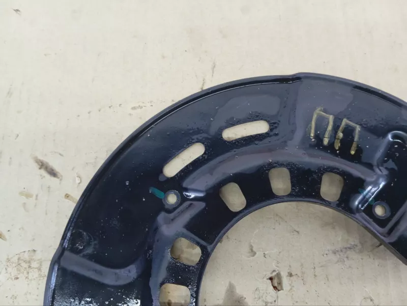 Пыльник тормозного диска