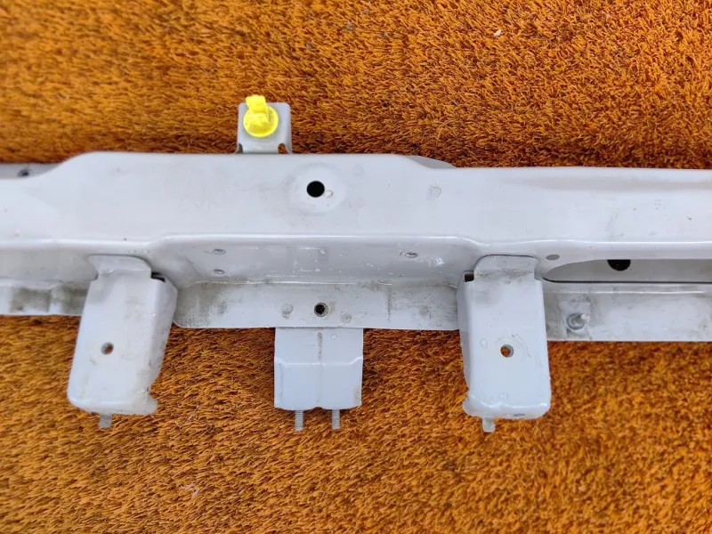 Панель передняя