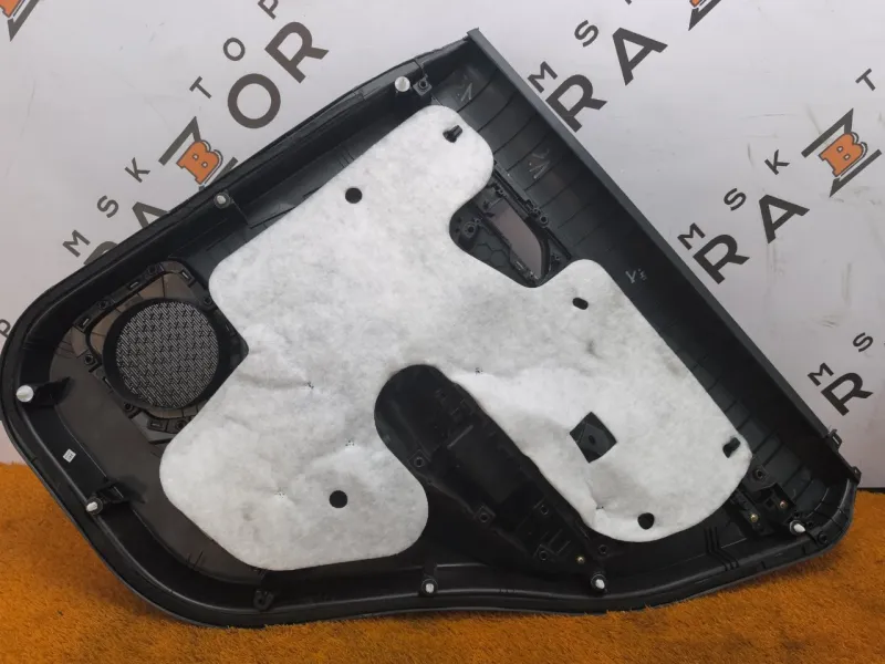 Обшивка двери