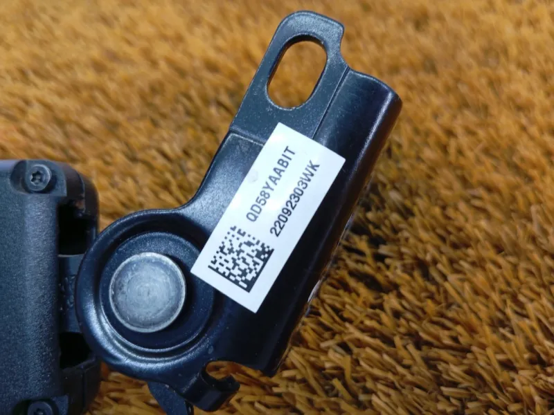 Ответная часть ремня безопасности