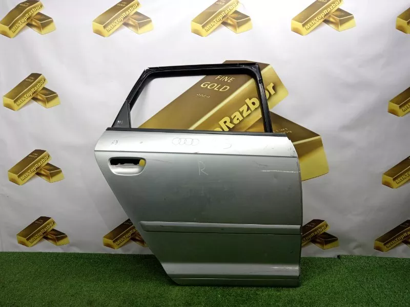 Дверь Audi A3 2006 8P4833052A 8P, задняя правая