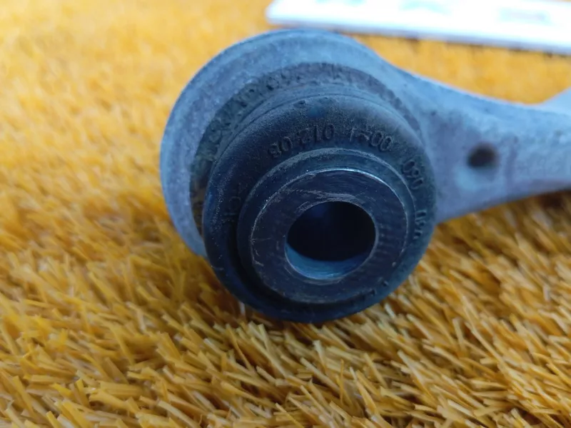 Рычаг подвески