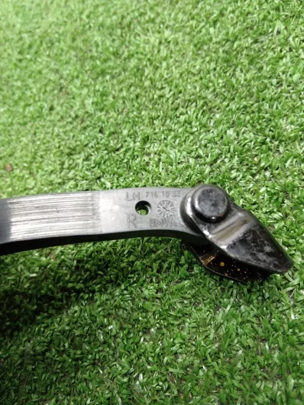 Ограничитель двери