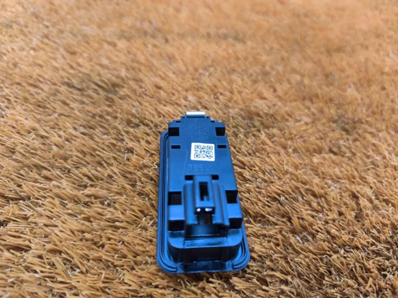 Плафон подсветки багажника