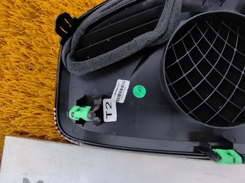 Крышка динамика