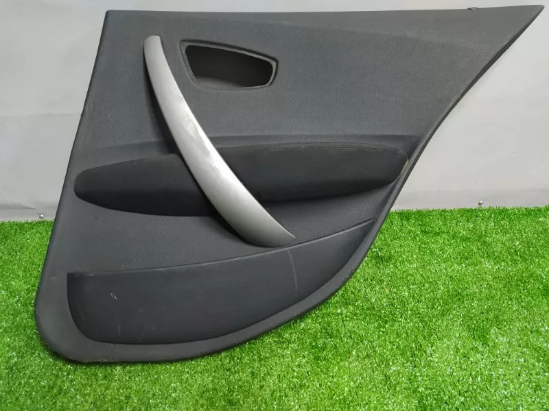 Обшивка двери BMW 1-Series 2005 51427133360 E87, задняя правая