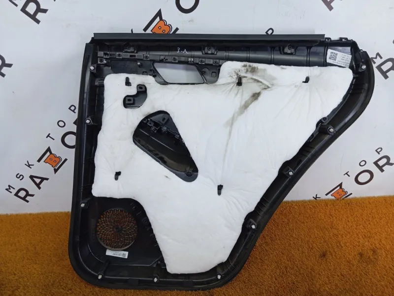 Обшивка двери