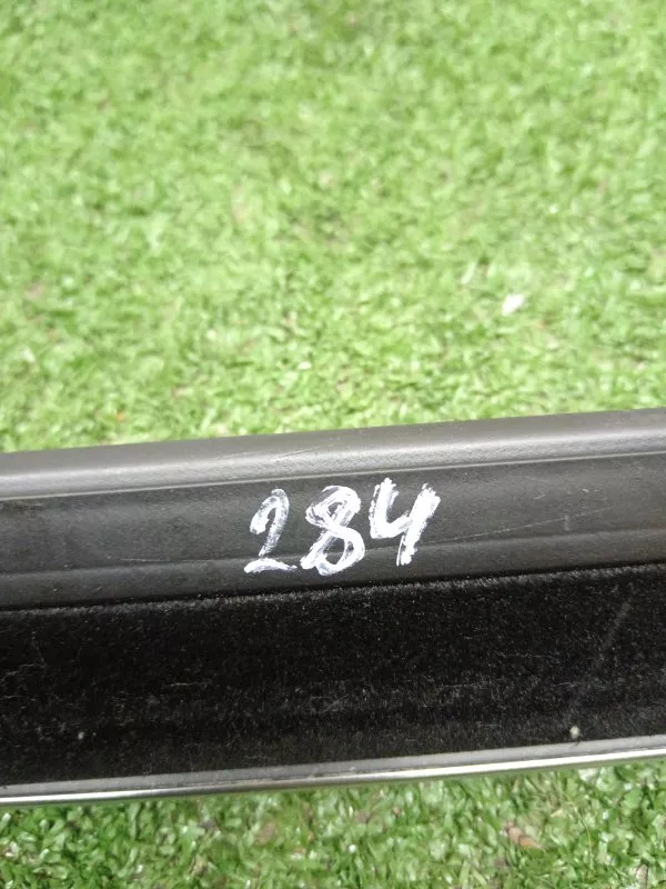 Уплотнитель стекла двери