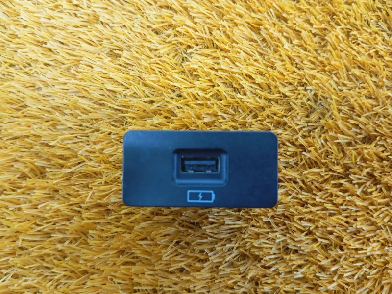 Блок USB
