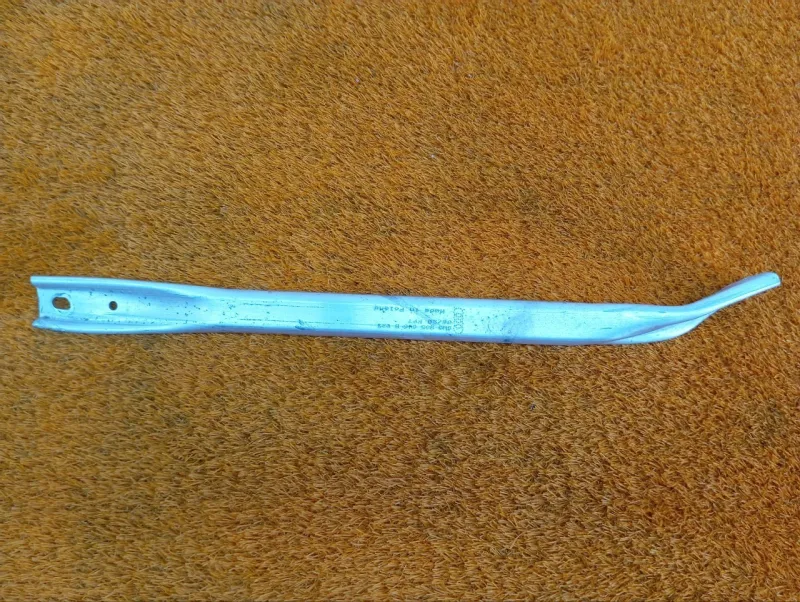 Распорка стоек