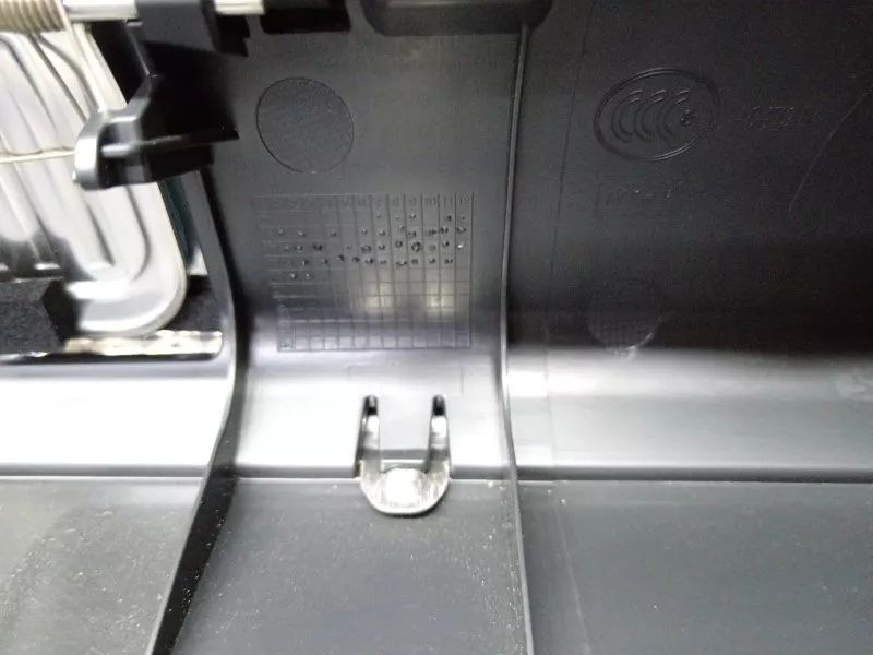 Накладка замка багажника