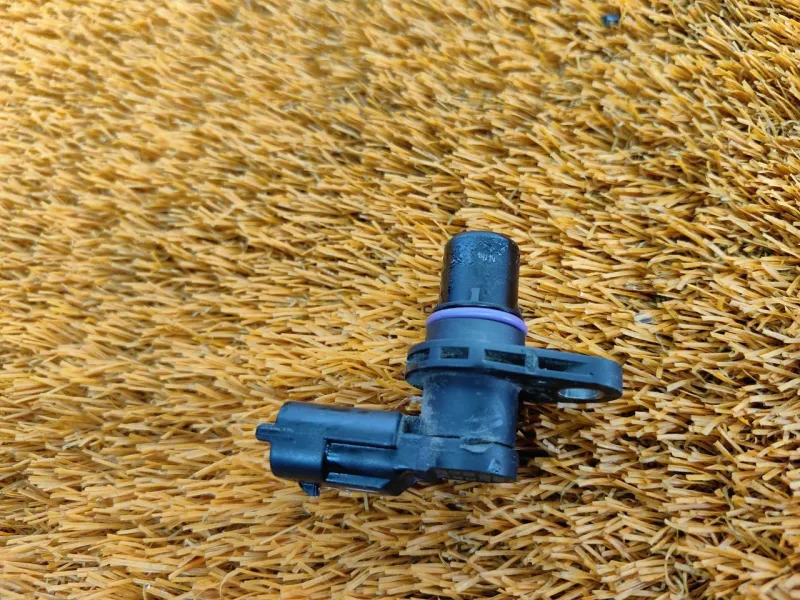 Датчик положения распредвала