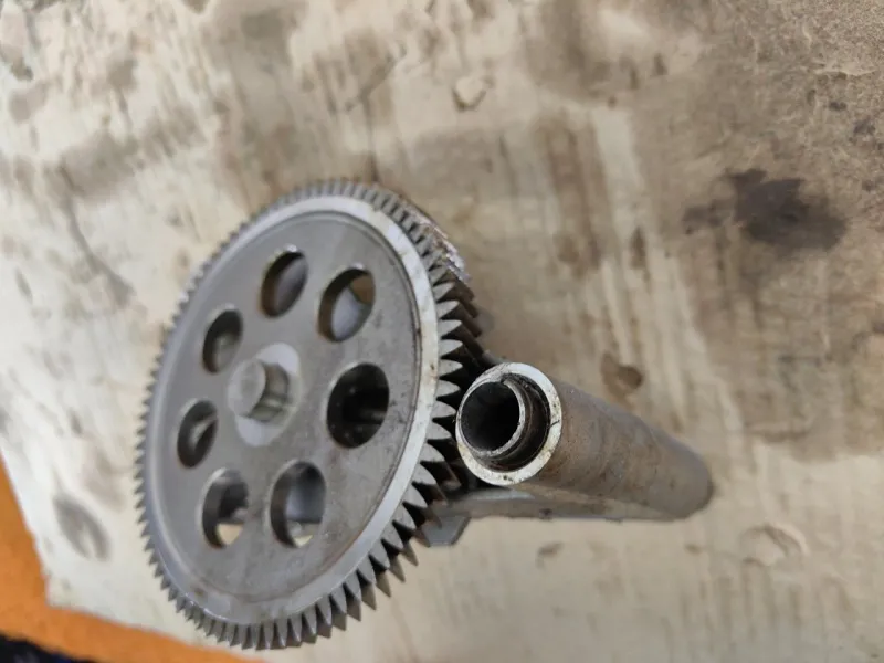 Насос масляный