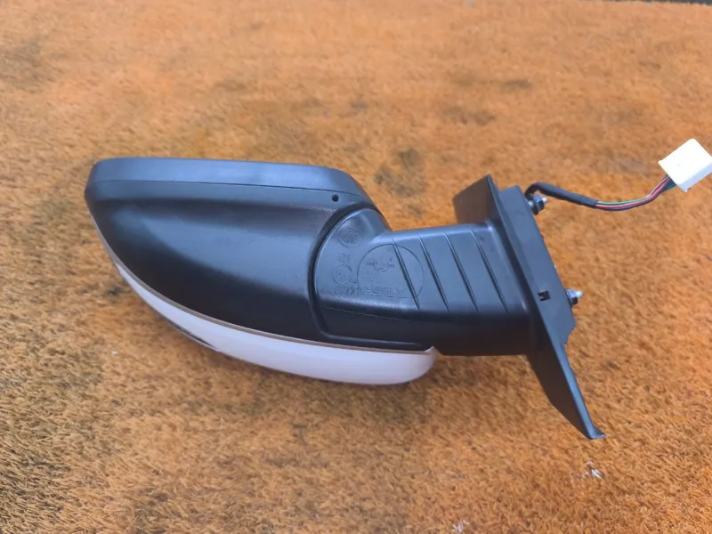 Зеркало боковое