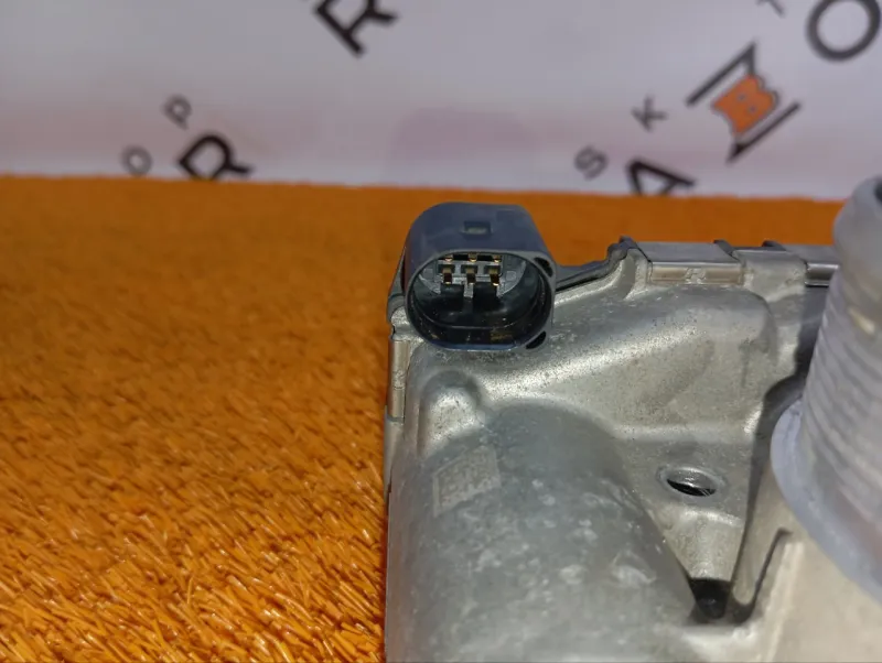 Дроссельная заслонка