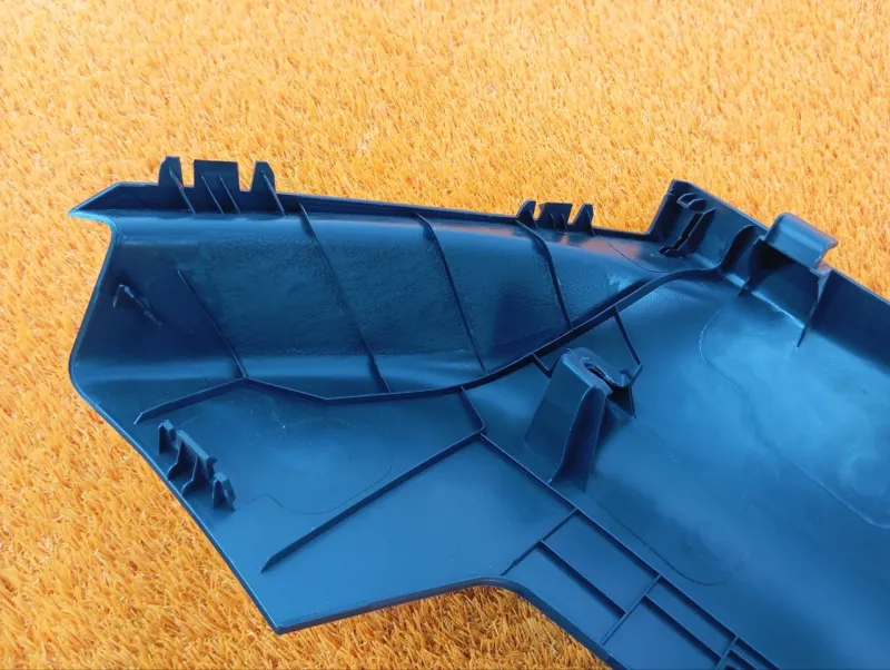 Накладка на стойку кузова