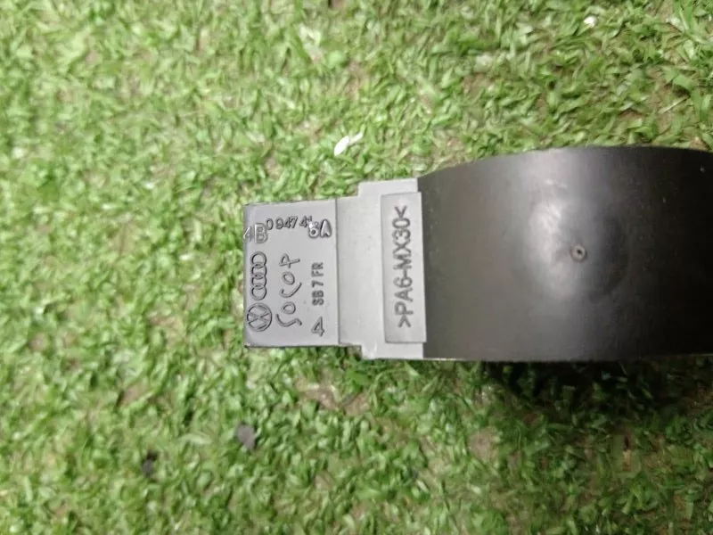 Плафон подсветки багажника