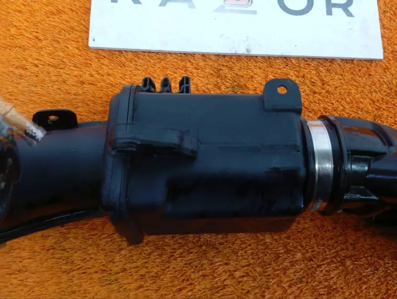 Патрубок интеркулера