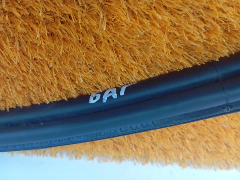 Уплотнитель багажника