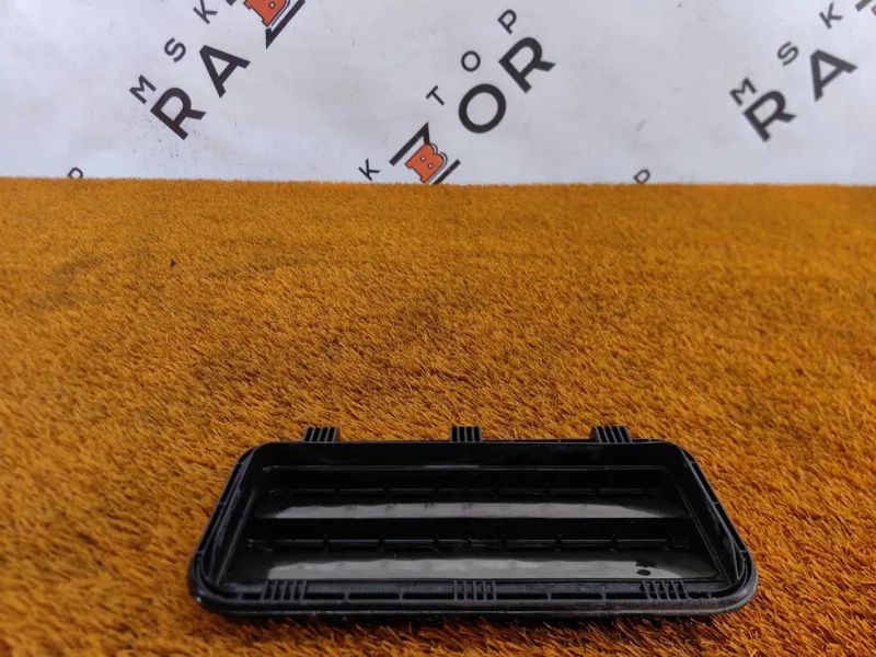 Решетка вентиляционная