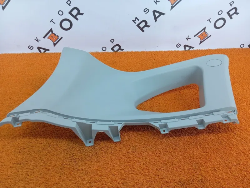 Накладка на стойку кузова