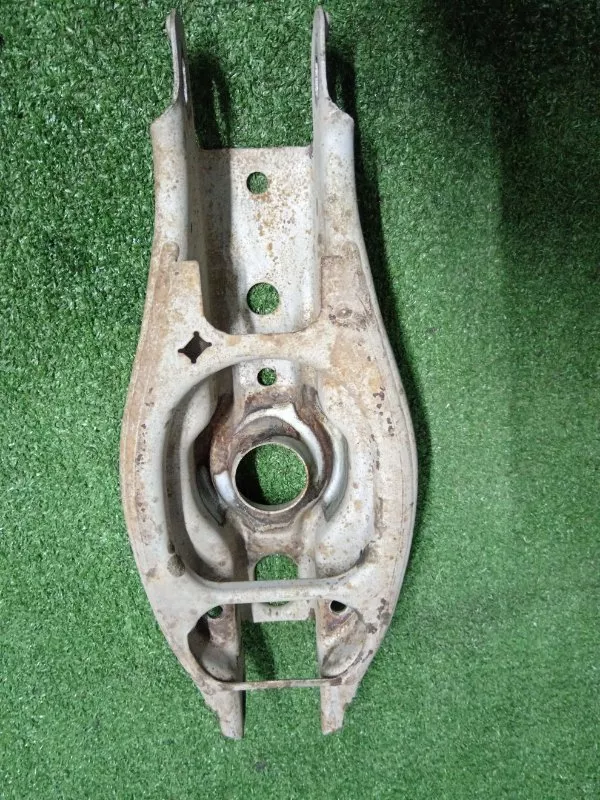 Рычаг подвески