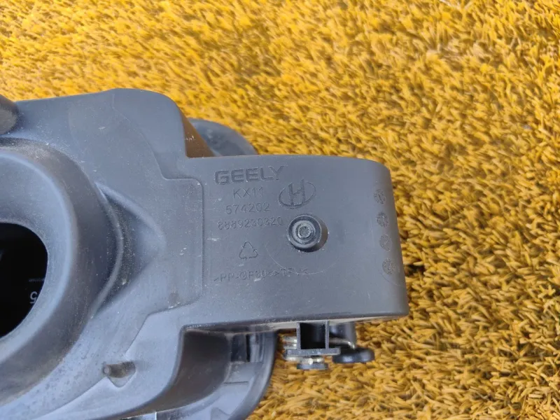 Лючок Бензобака