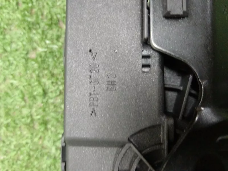 Замок багажника